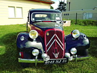 Citroen 11CV Traction avant (prise a Champagnier (38), 2018) (9)